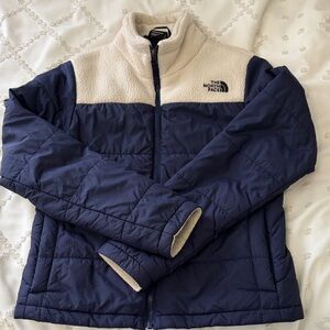 The North Face Women's Blue and Cream Puffer Jacket
